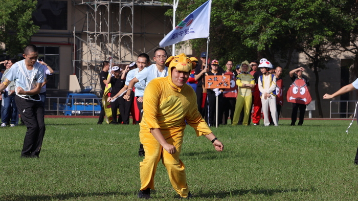 扮演人面獅身像跳活力進場的薛翔宇區隊長